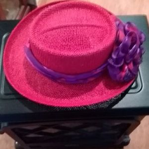 🎉HP🎉08/03♥️NWOT Red hat w/2 interchangeable bows